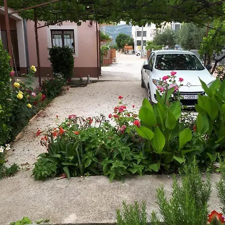 Apartamento Laura Kaštela